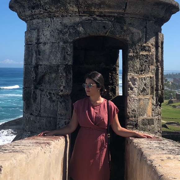 Meet your Posher, Francescca - Picture 1 of 1